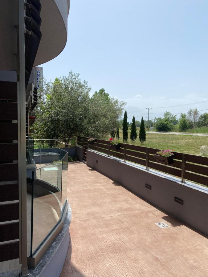 Levanda Suites Paralía Buitenkant foto